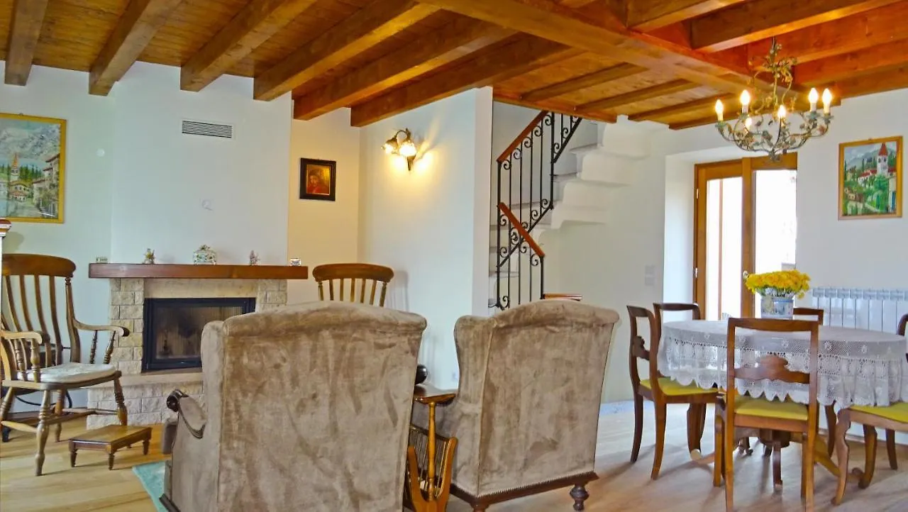 Casa De Pol Exclusive Lake View By Gardadomusmea Tremosine Italy